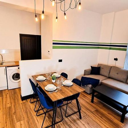 Beautiful Flat On Breck Road Leilighet Liverpool Eksteriør bilde